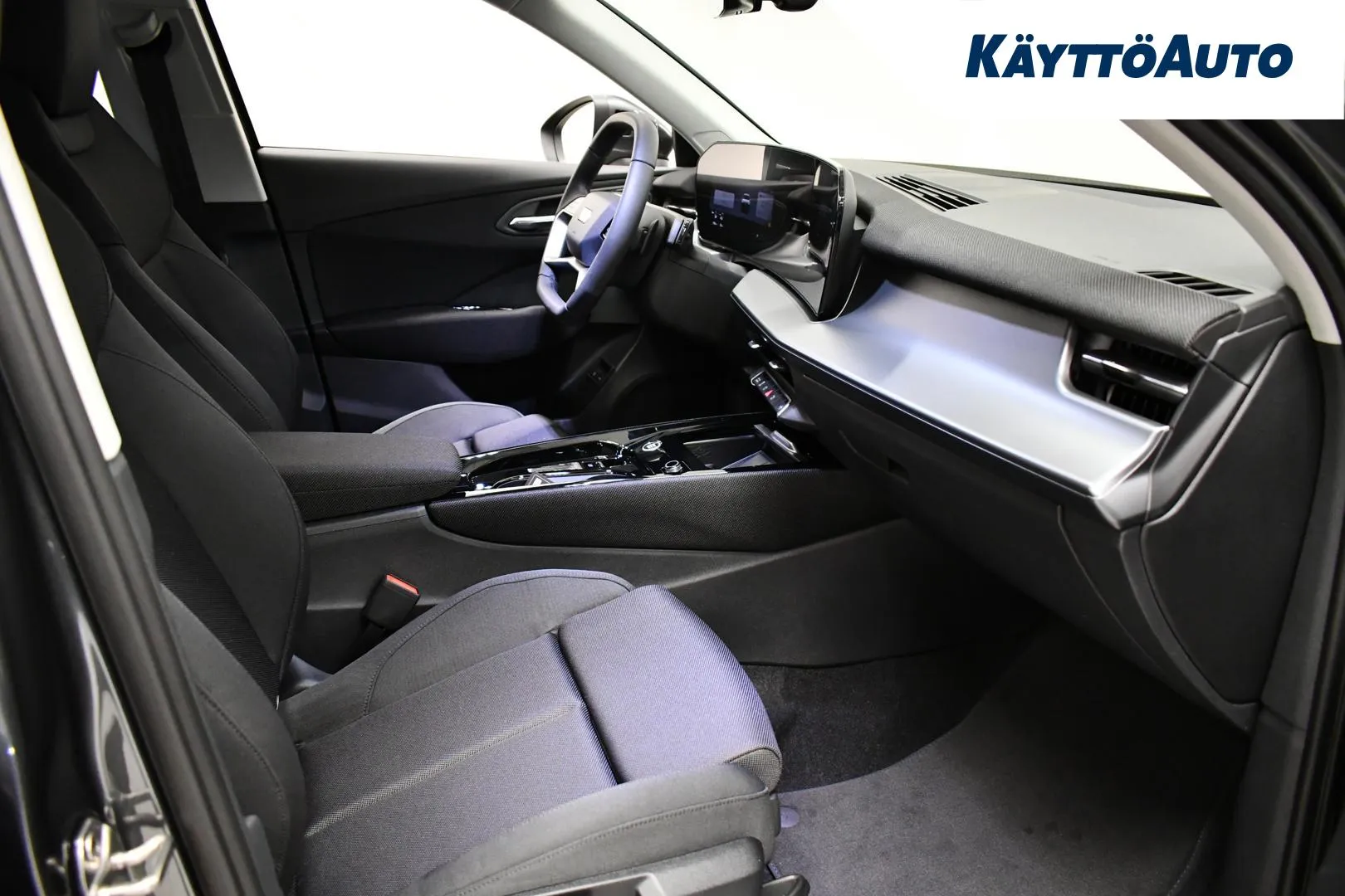 Audi Q3 NOK-658 carousel image