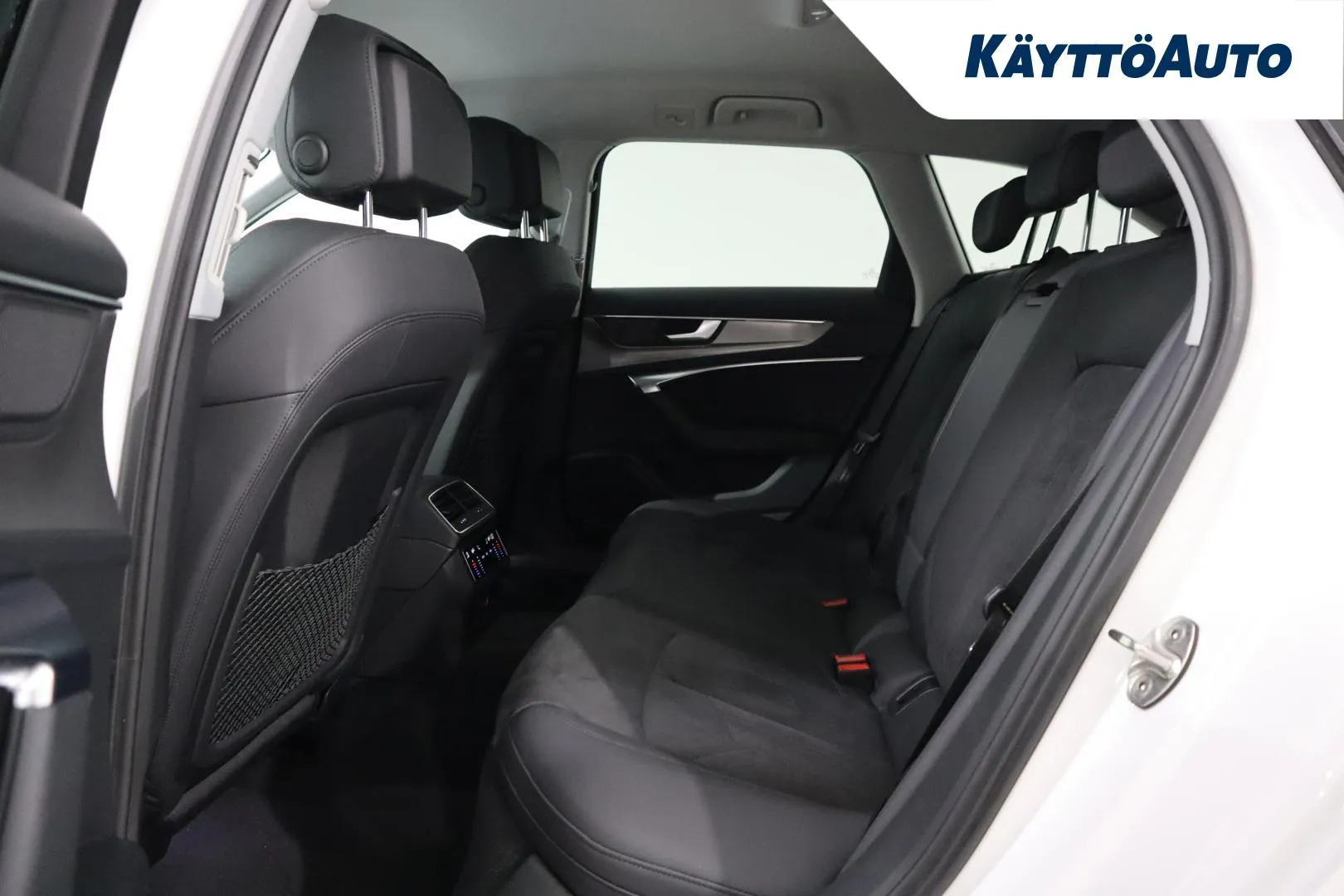 AUDI A6 YLU-537 carousel image