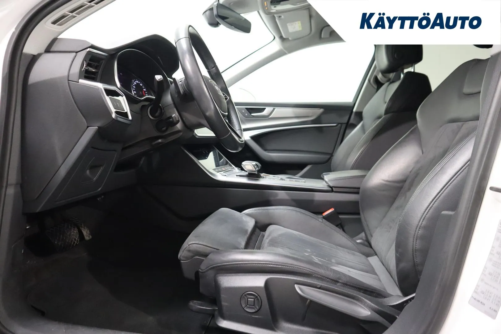 AUDI A6 YLU-537 carousel image