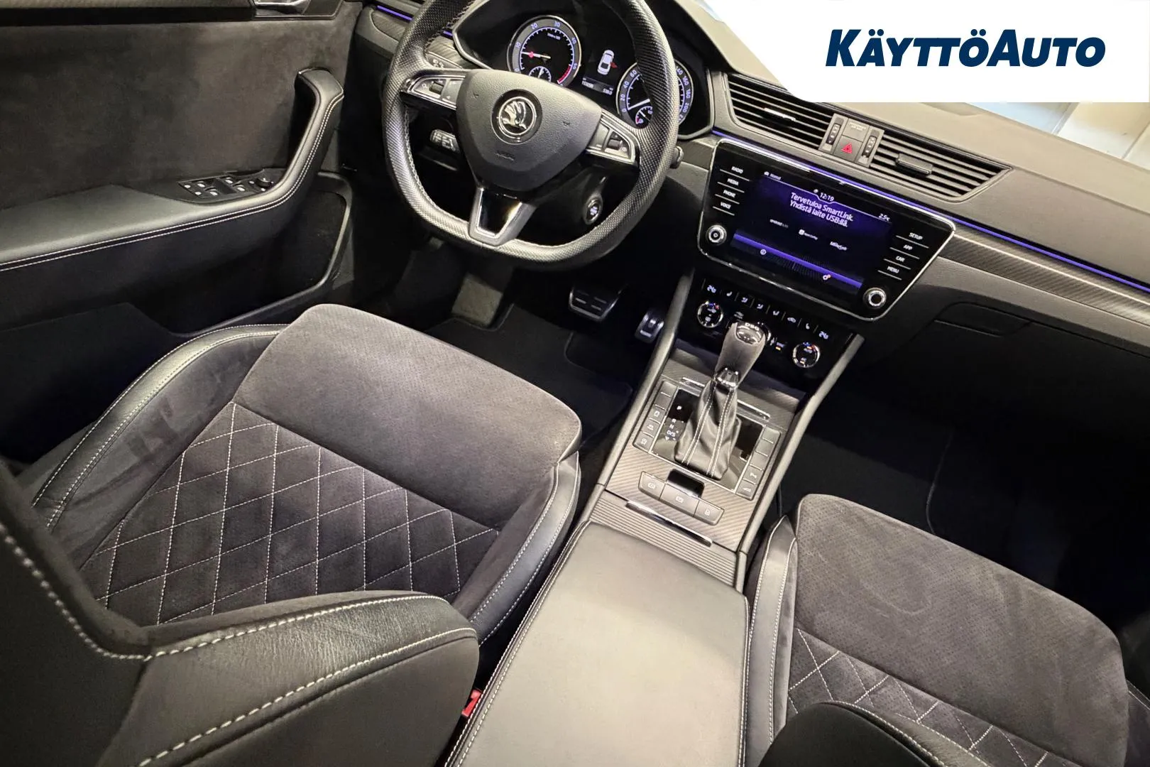 SKODA Superb FOR-609 carousel image