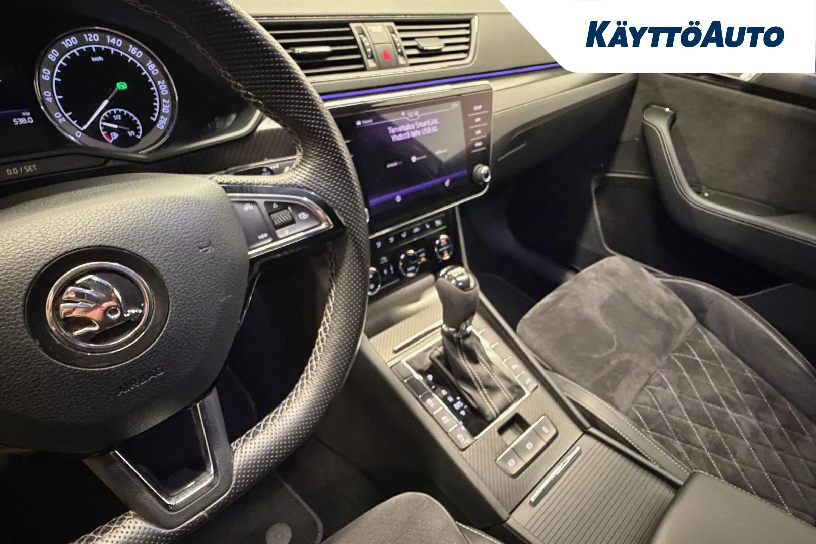 SKODA Superb FOR-609 carousel image