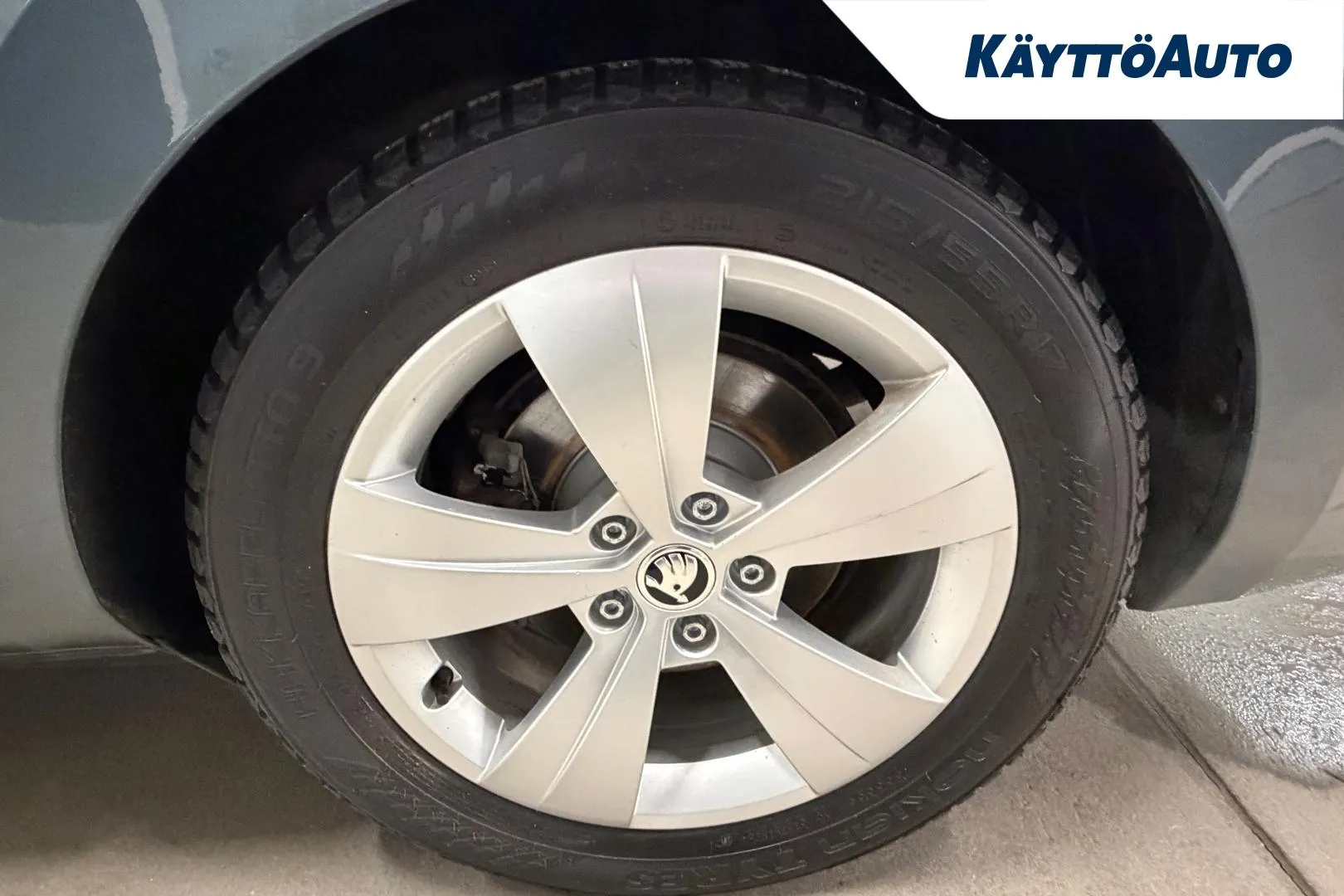 SKODA Superb FOR-609 carousel image