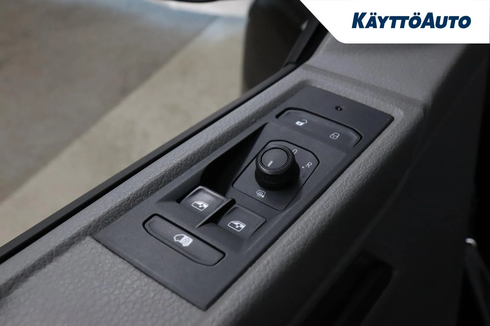 Volkswagen Transporter MOC-418 carousel image