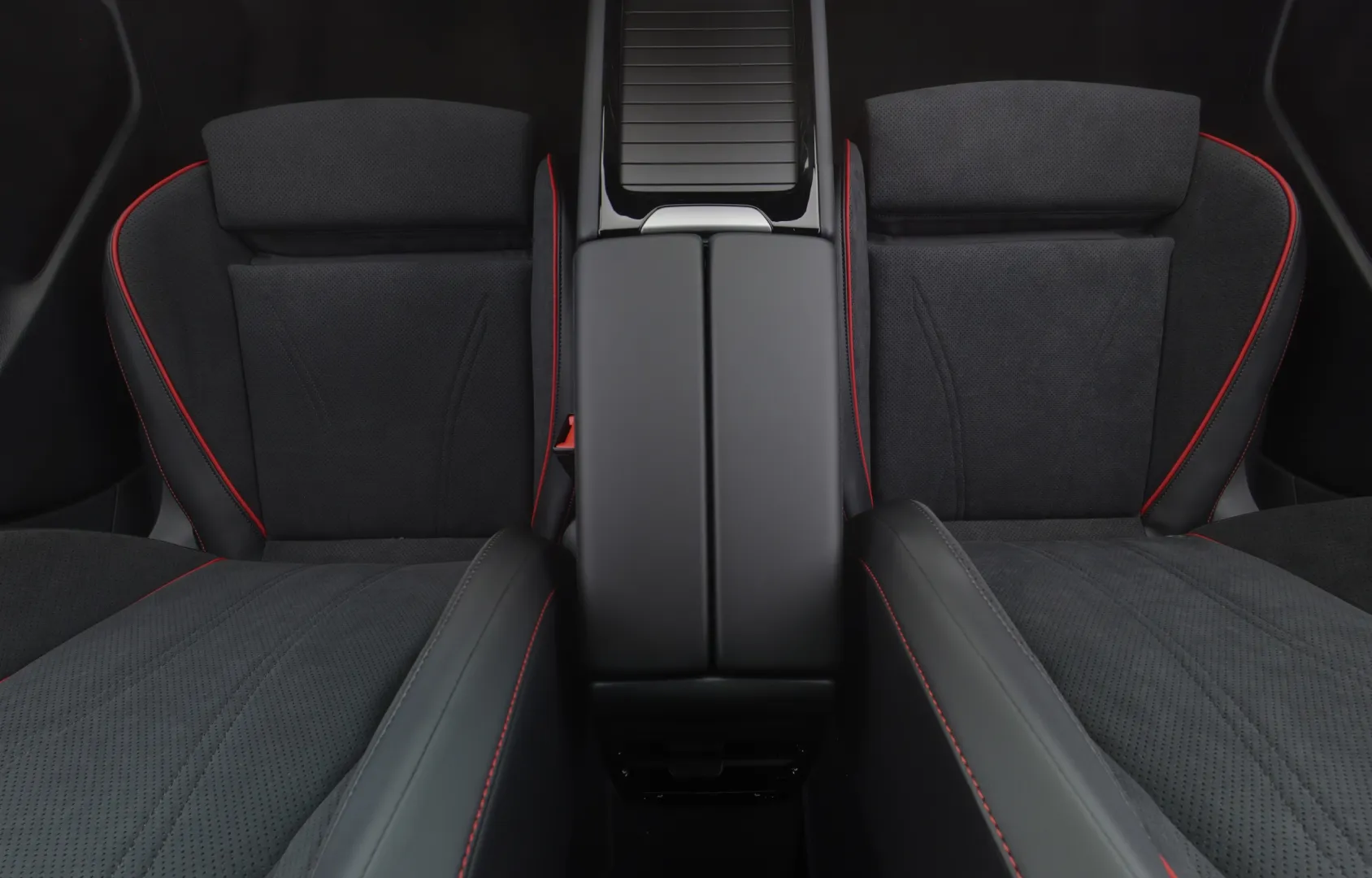 Volkswagen ID.7 RXS-493 carousel image