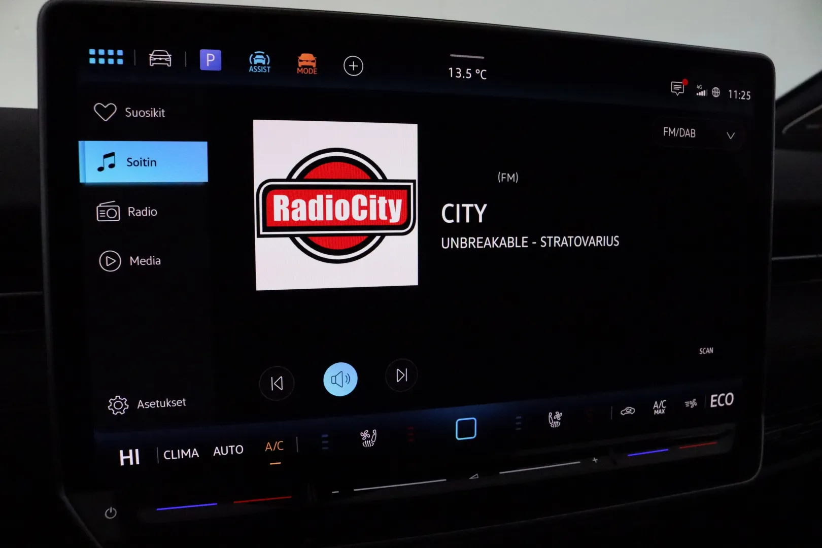 Volkswagen ID.7 RXS-493 carousel image