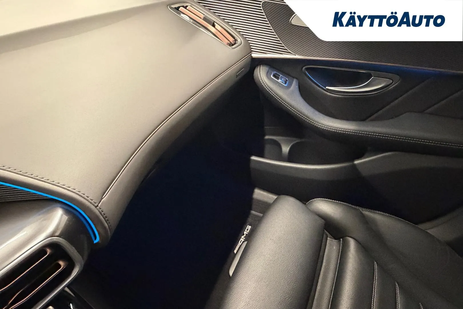 MERCEDES-BENZ EQC XSE-284 carousel image