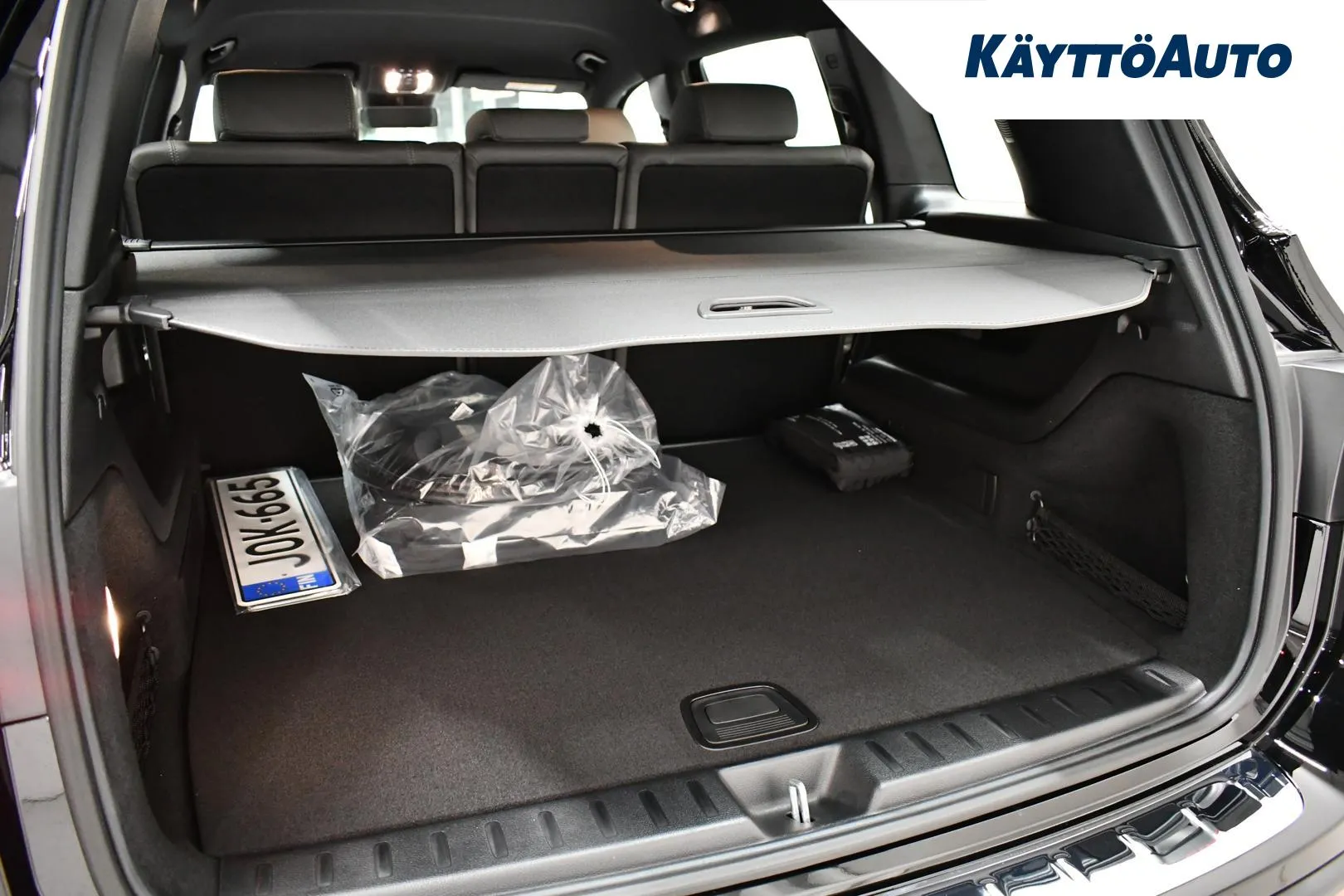 Mercedes-Benz EQB JOK-665 carousel image