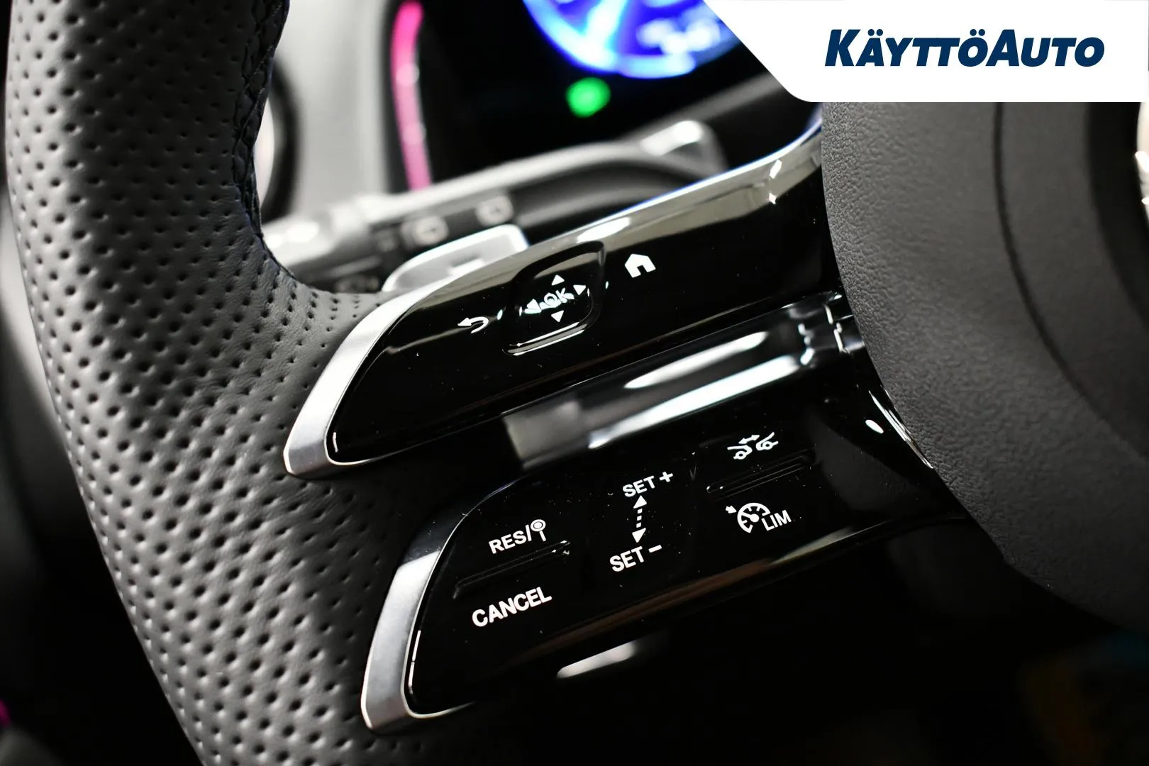 Mercedes-Benz EQB JOK-665 carousel image