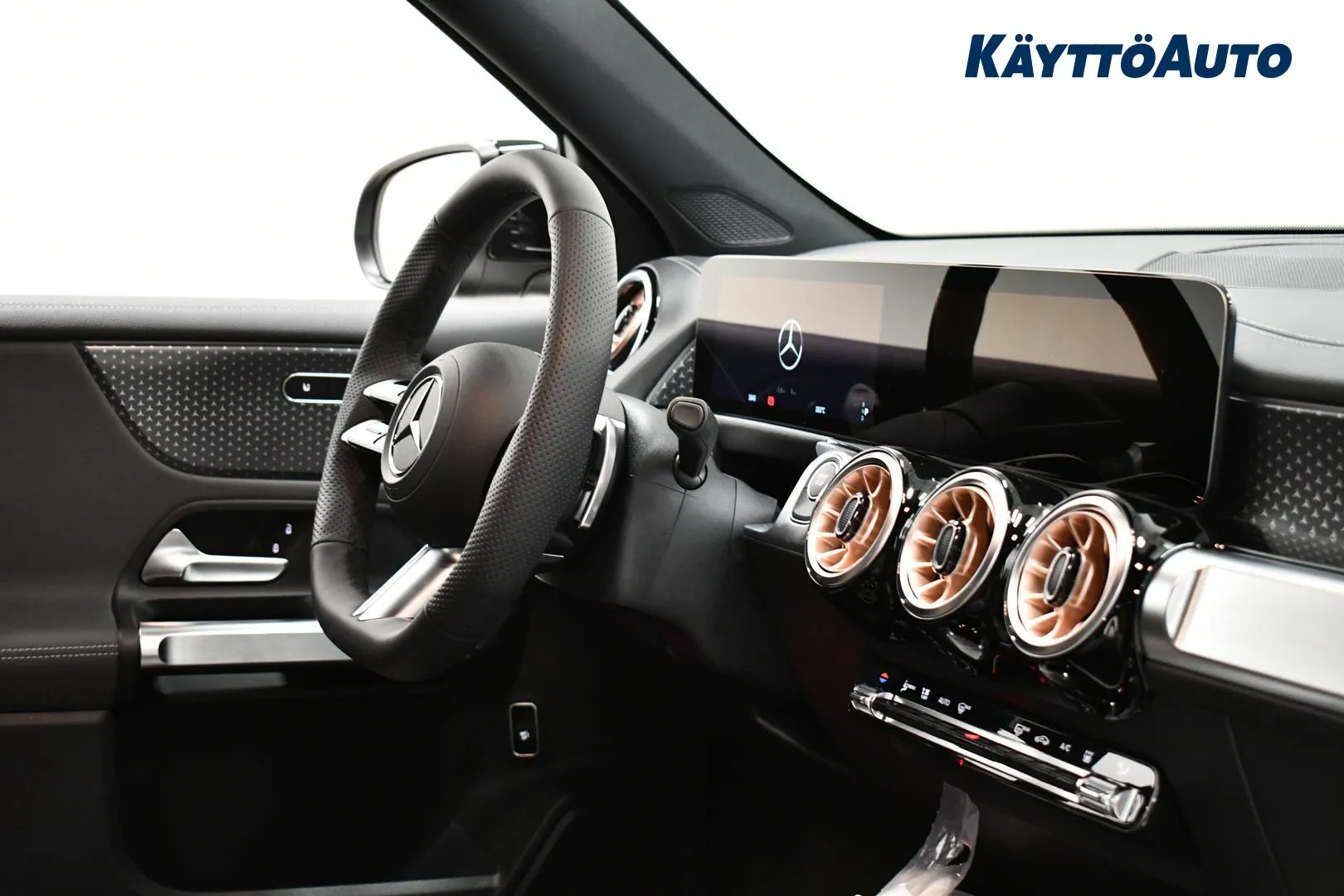 Mercedes-Benz EQB JOK-665 carousel image