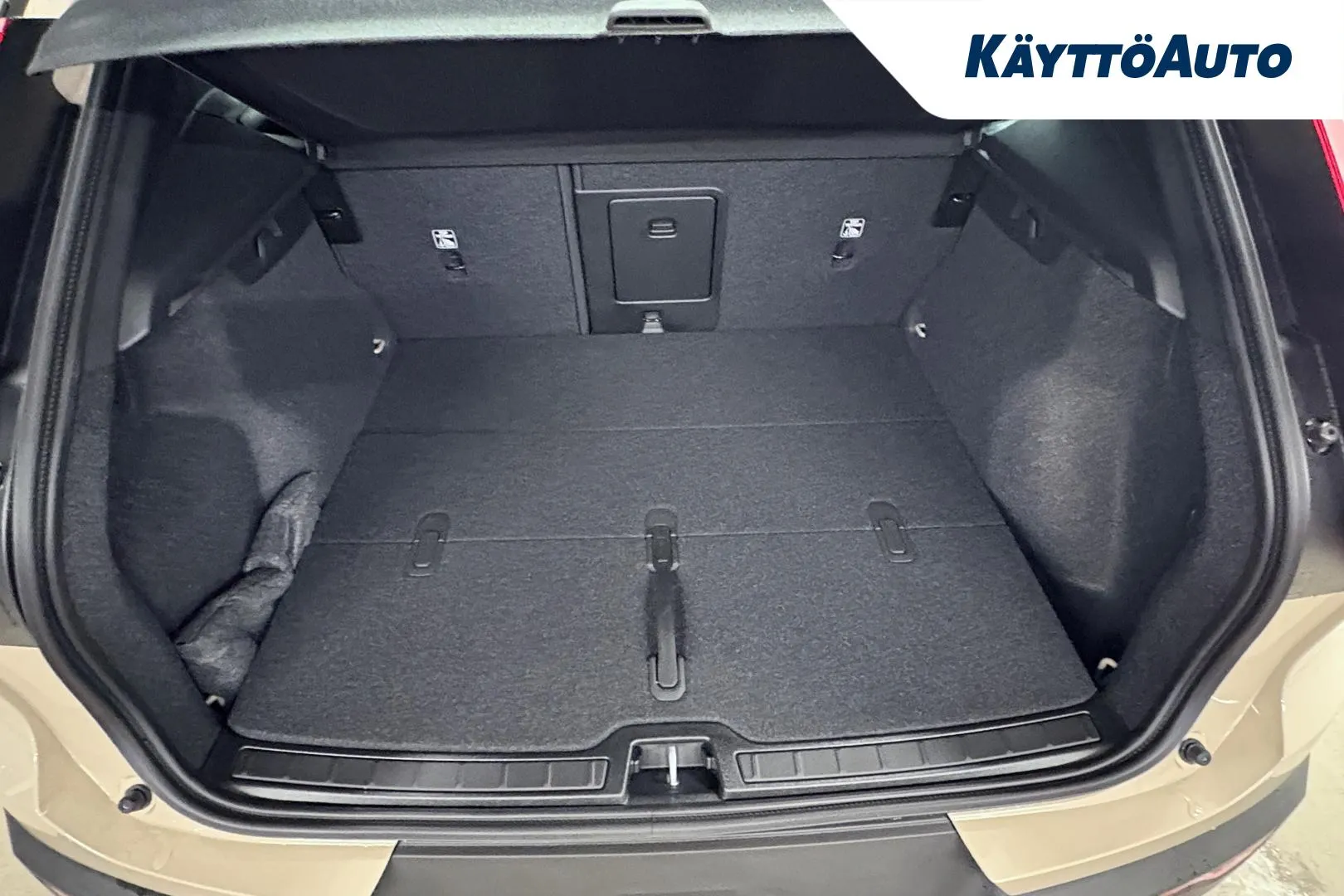 Volvo EX40 RXU-648 carousel image