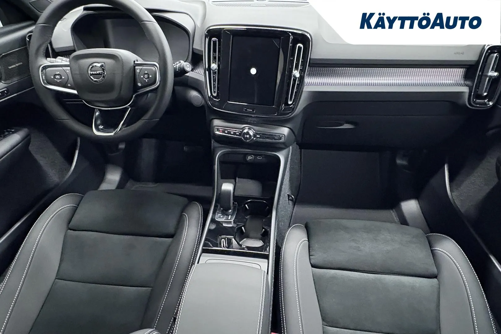 Volvo EX40 RXU-648 carousel image