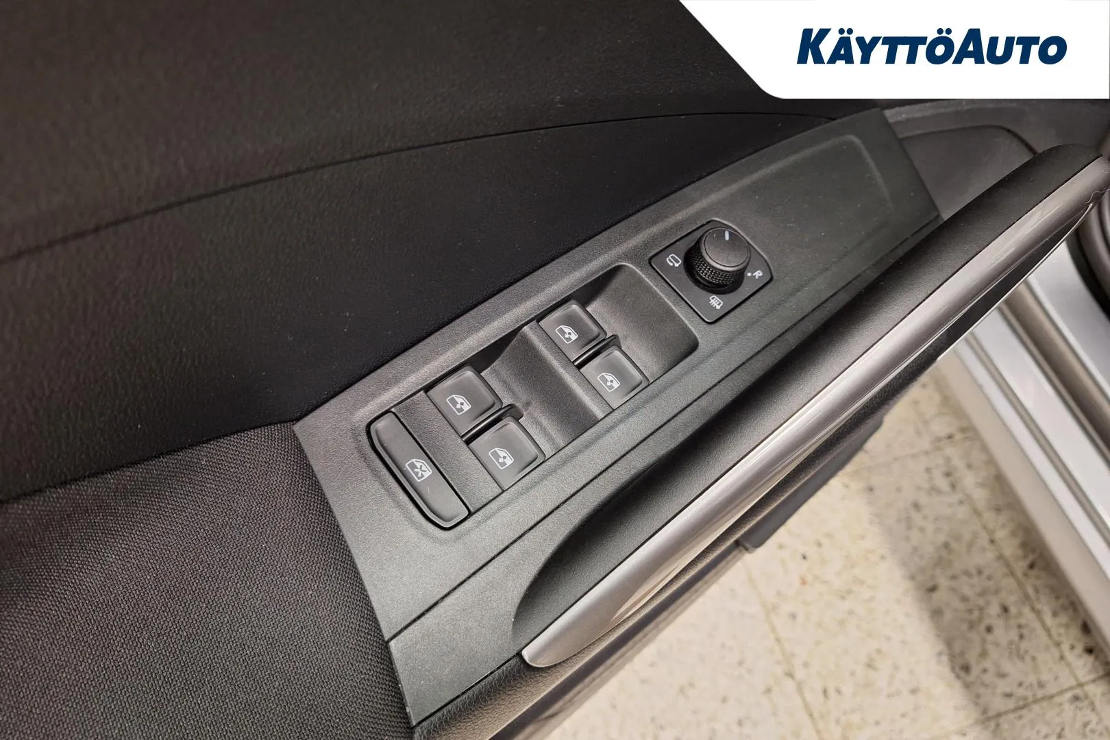 SKODA Fabia MLO-868 carousel image