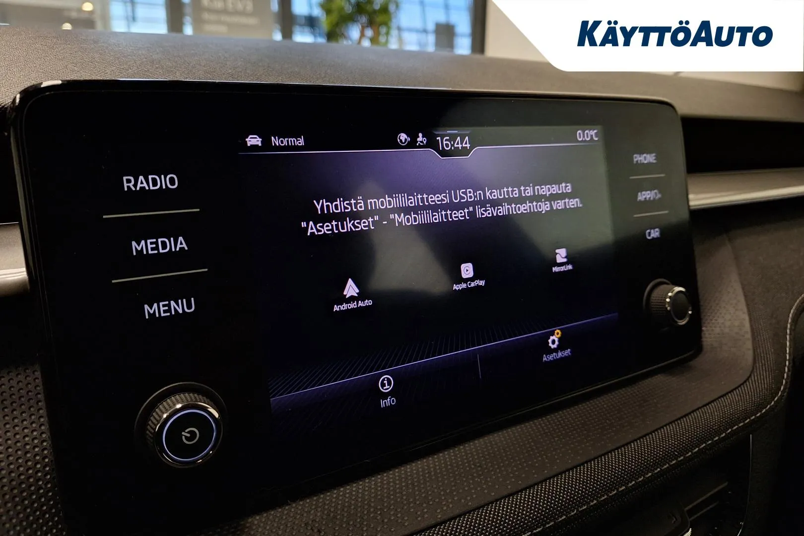 SKODA Fabia MLO-868 carousel image