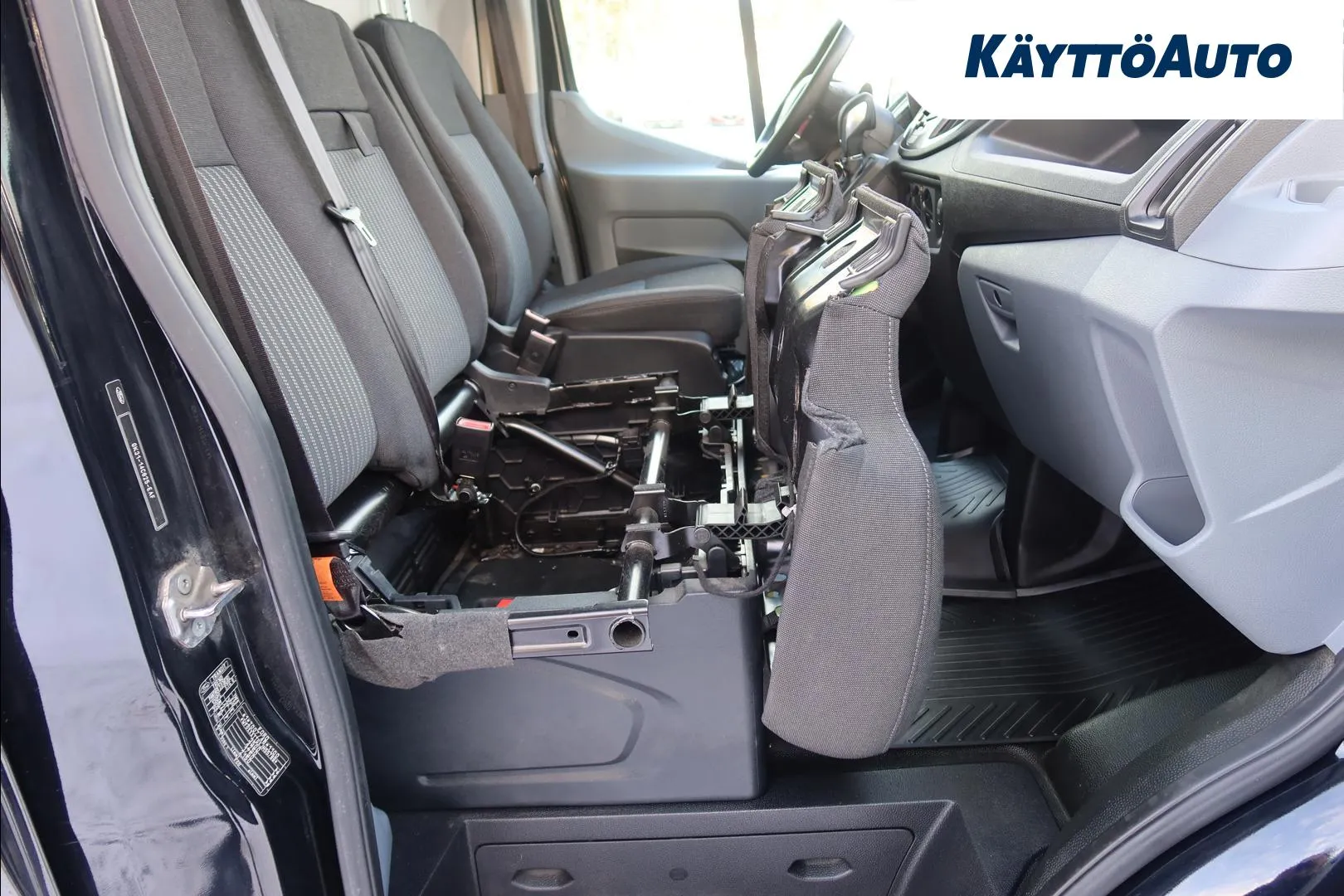 Ford Transit NJS-453 carousel image