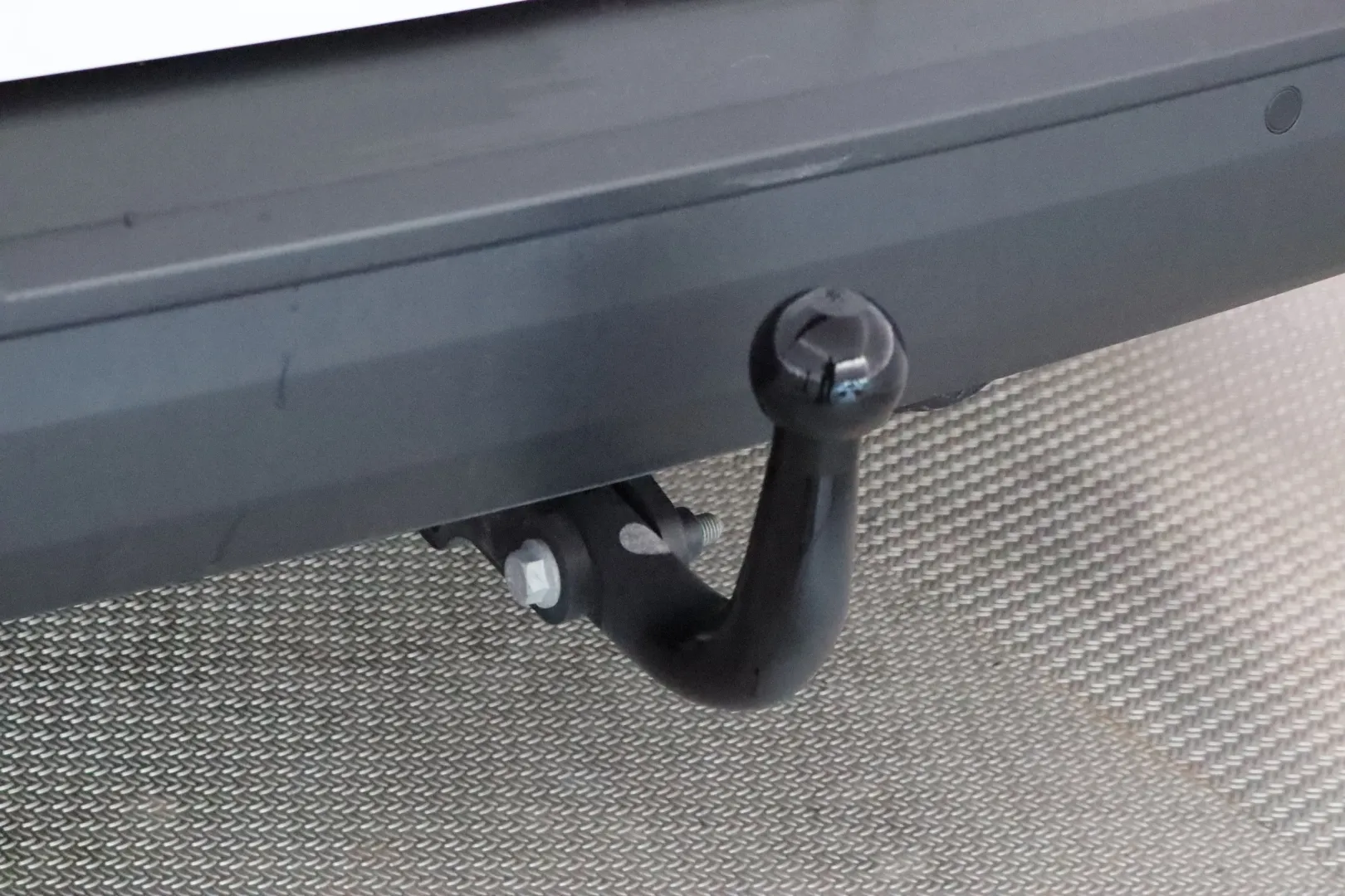 Volkswagen Caddy Maxi EUM-699 carousel image