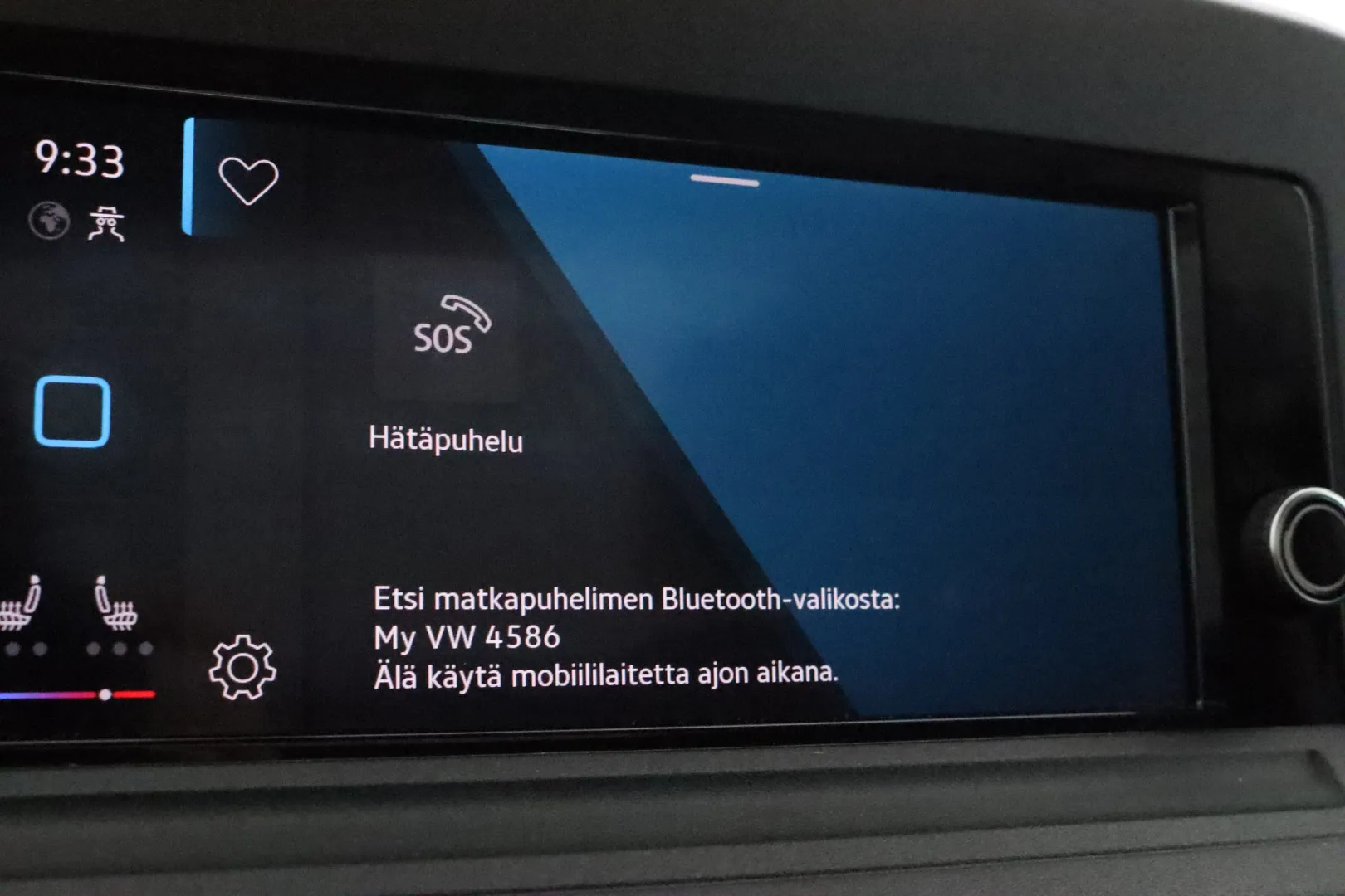 Volkswagen Caddy Maxi EUM-699 carousel image