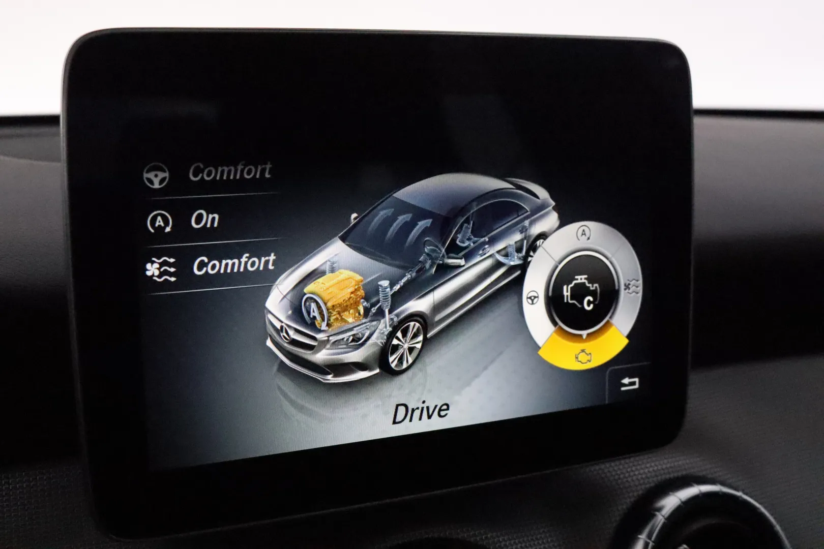 Mercedes-Benz CLA CMF-294 carousel image