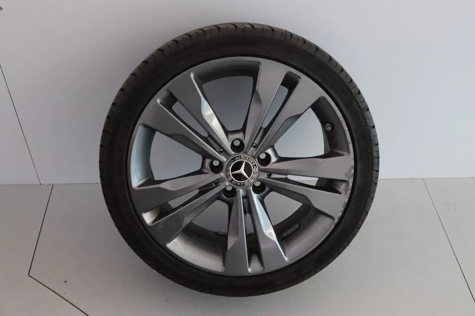 Mercedes-Benz CLA CMF-294 carousel image