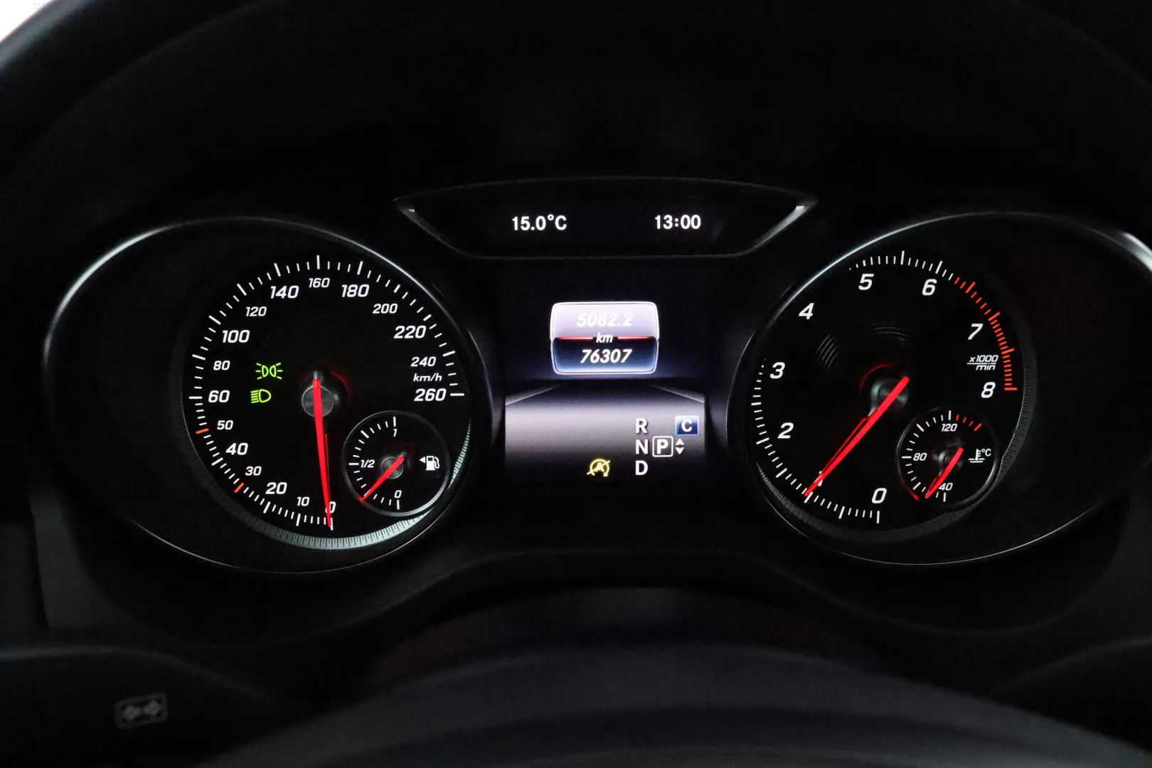 Mercedes-Benz CLA CMF-294 carousel image