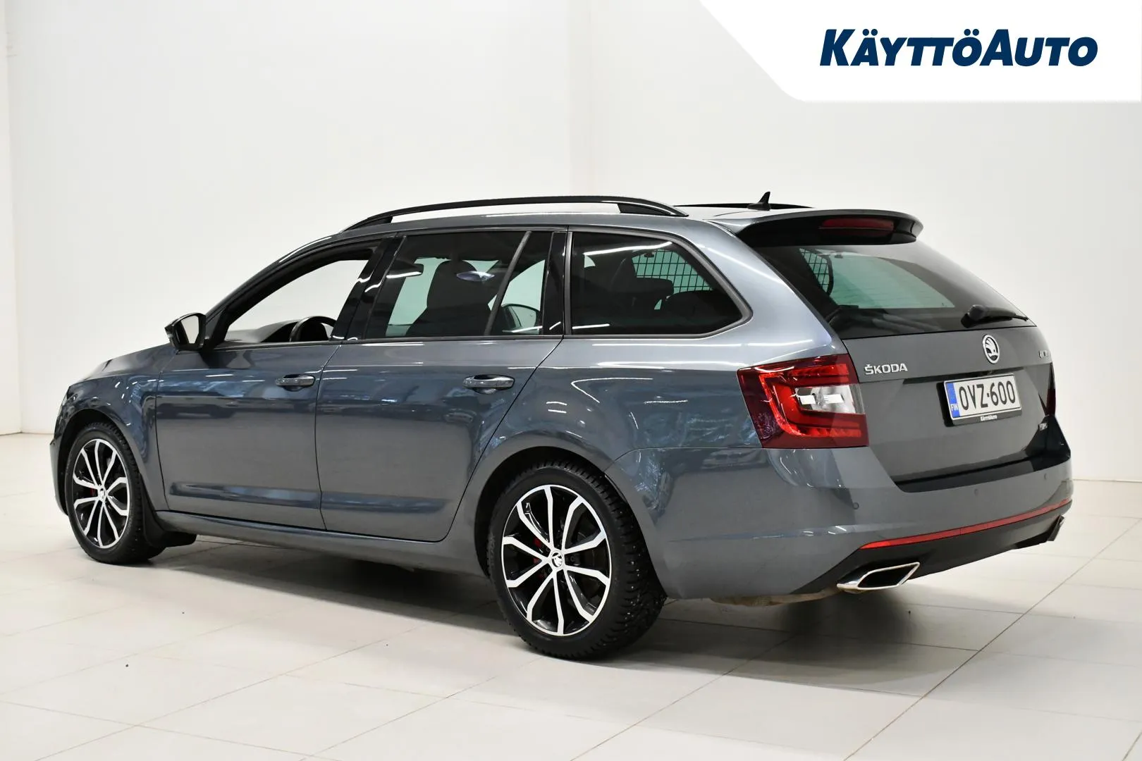 SKODA Octavia OVZ-600 carousel image