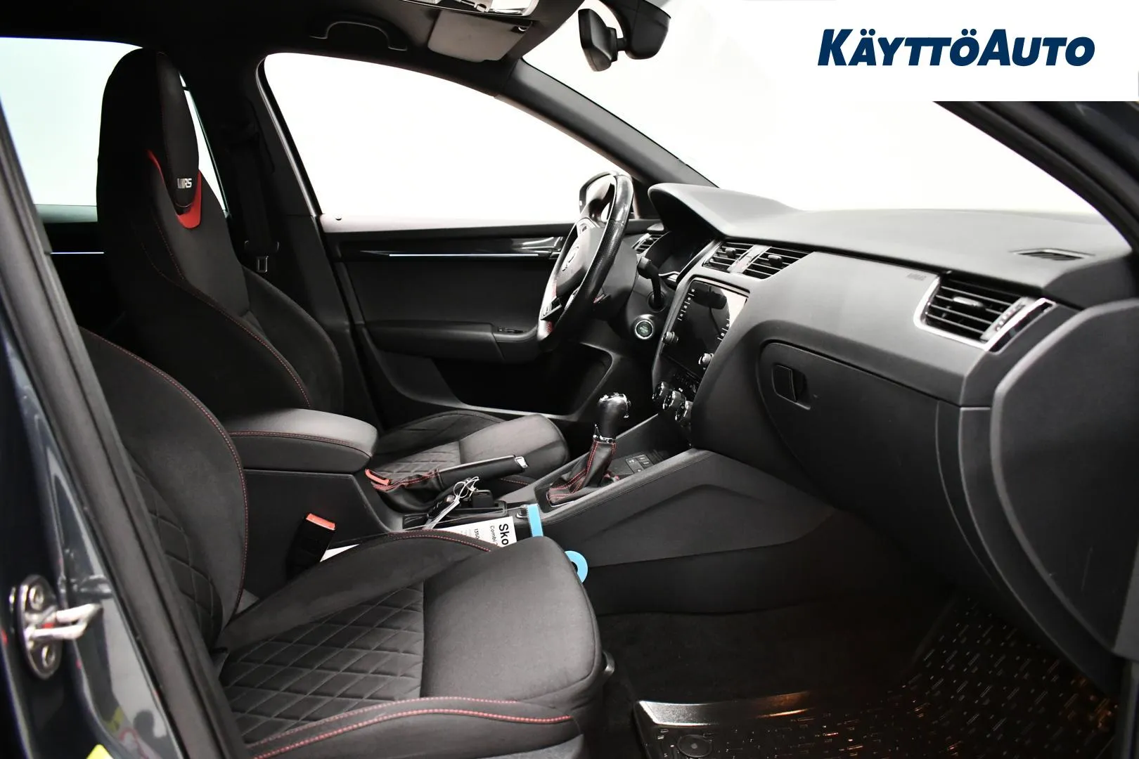 SKODA Octavia OVZ-600 carousel image