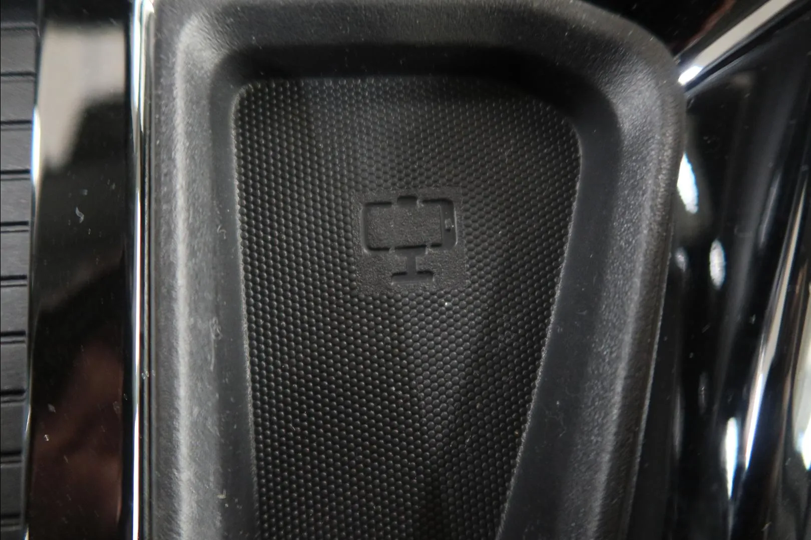 Ford Tourneo Custom ISV-885 carousel image