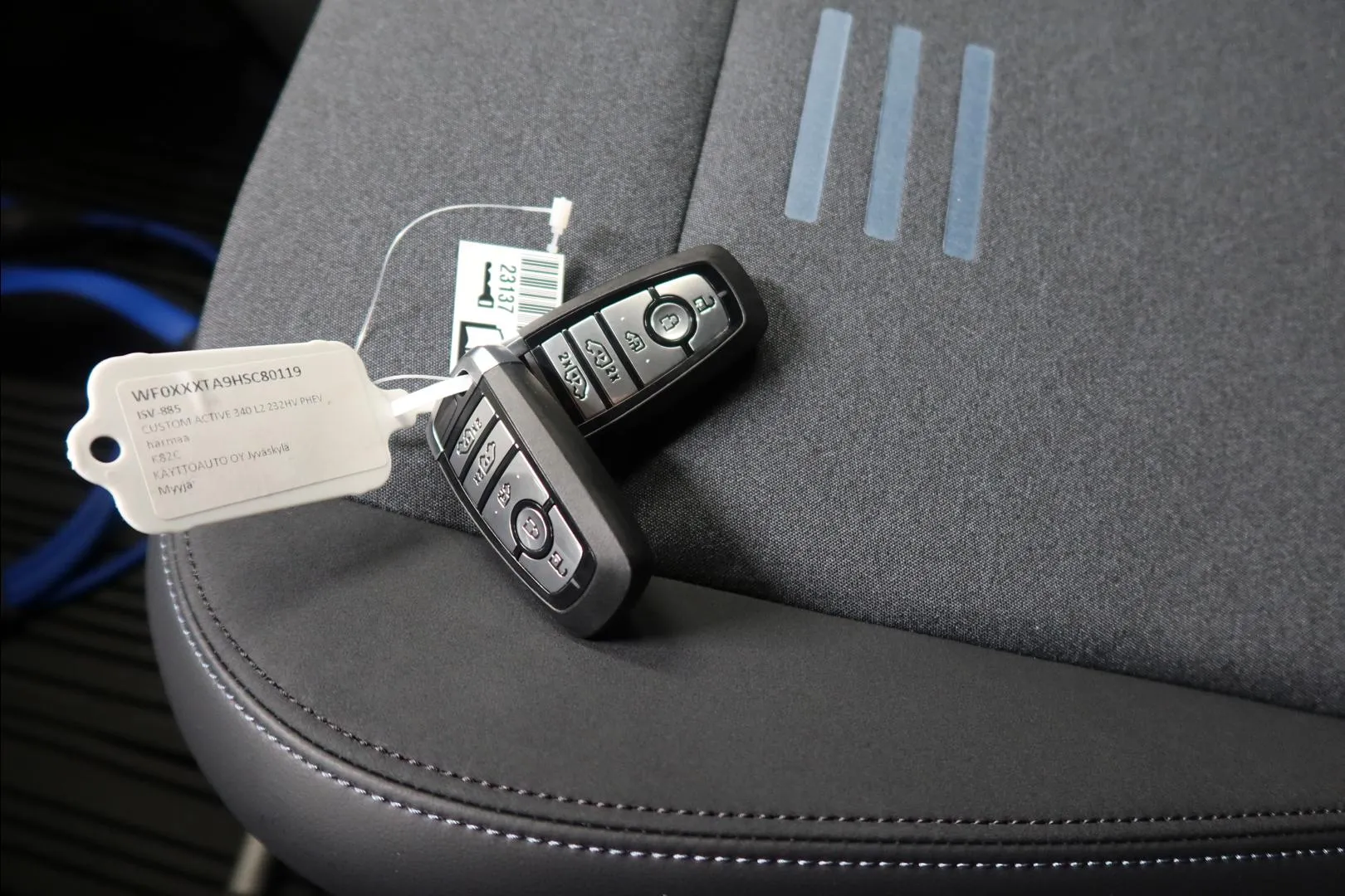 Ford Tourneo Custom ISV-885 carousel image