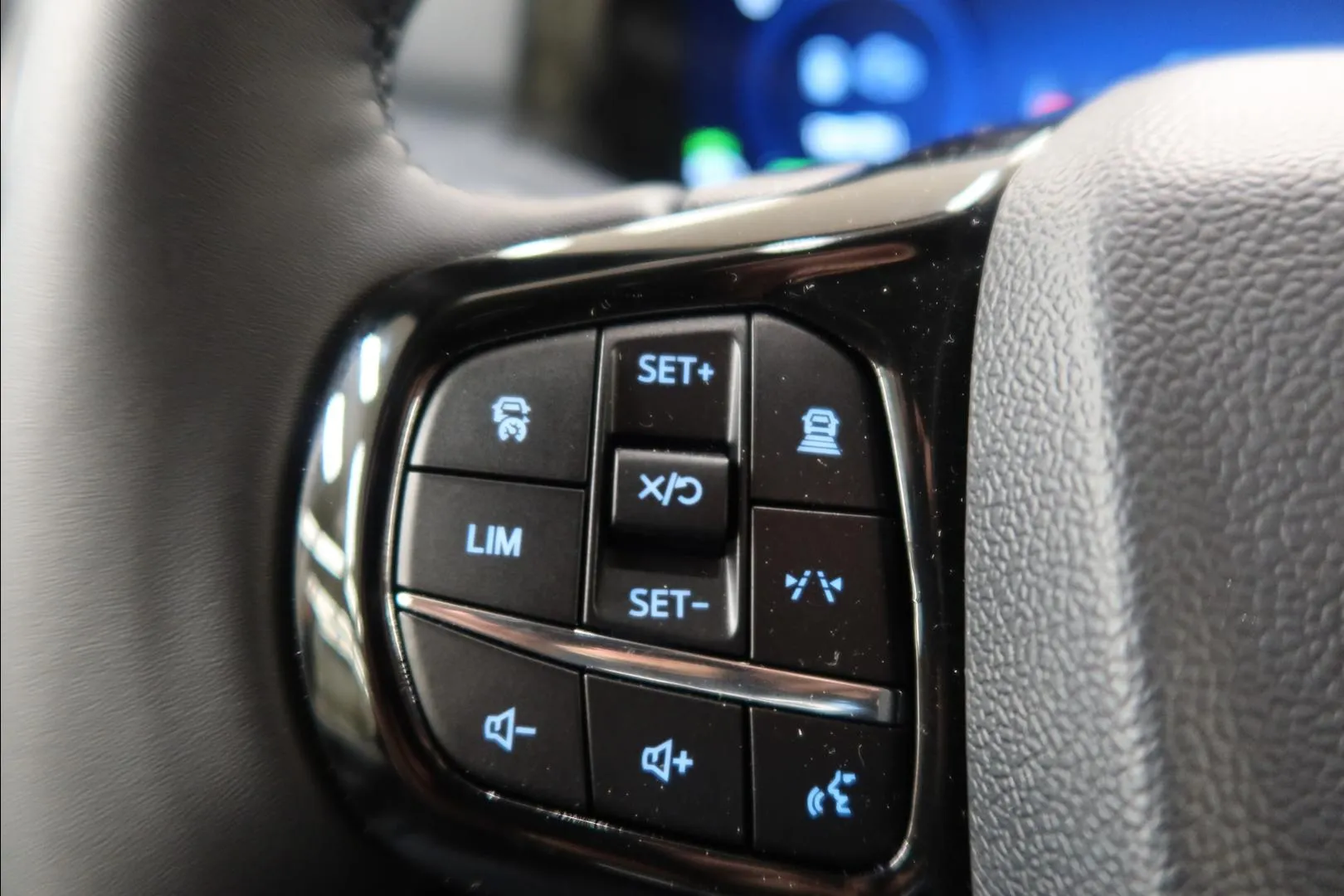 Ford Tourneo Custom ISV-885 carousel image