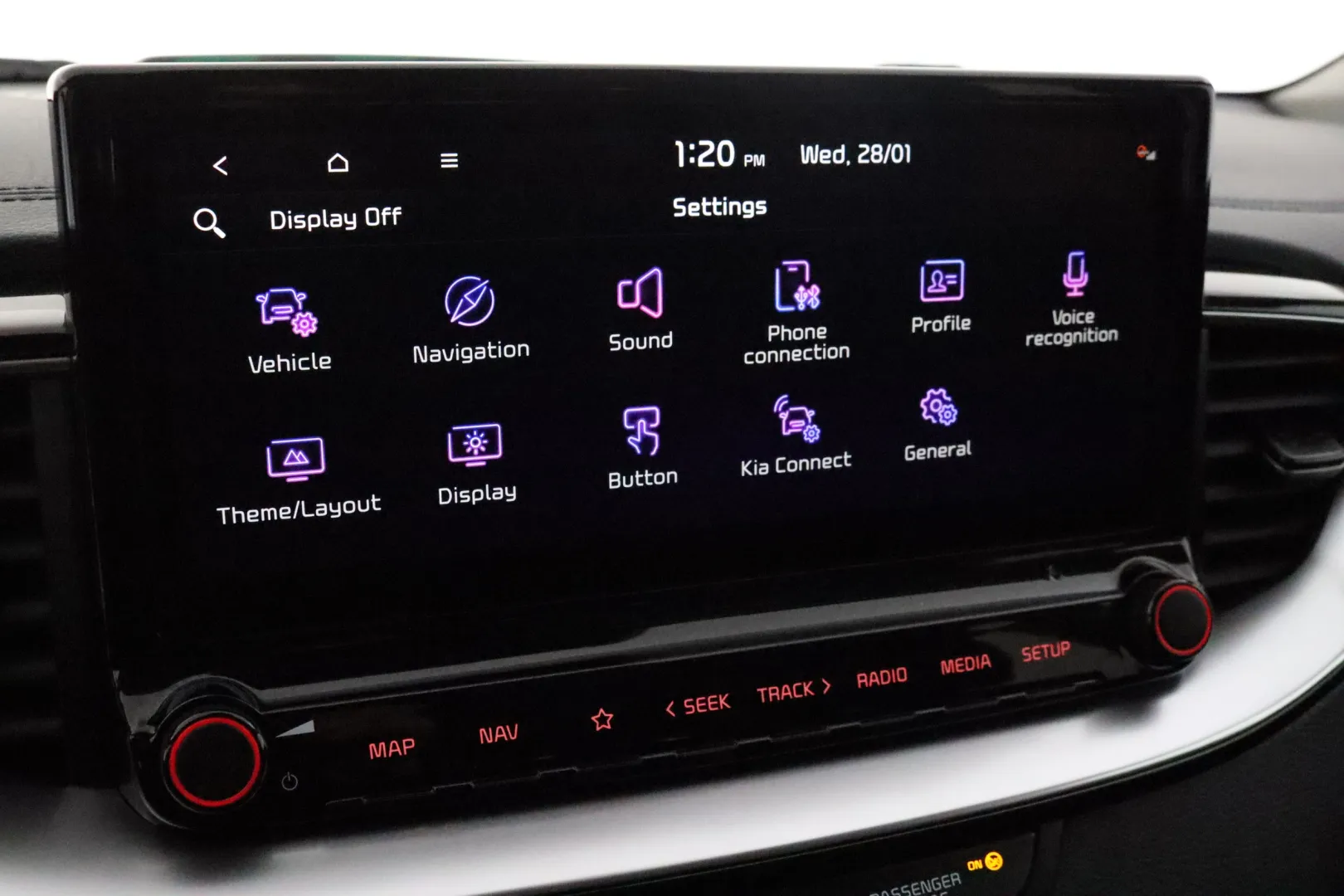 KIA Ceed CRG-889 carousel image