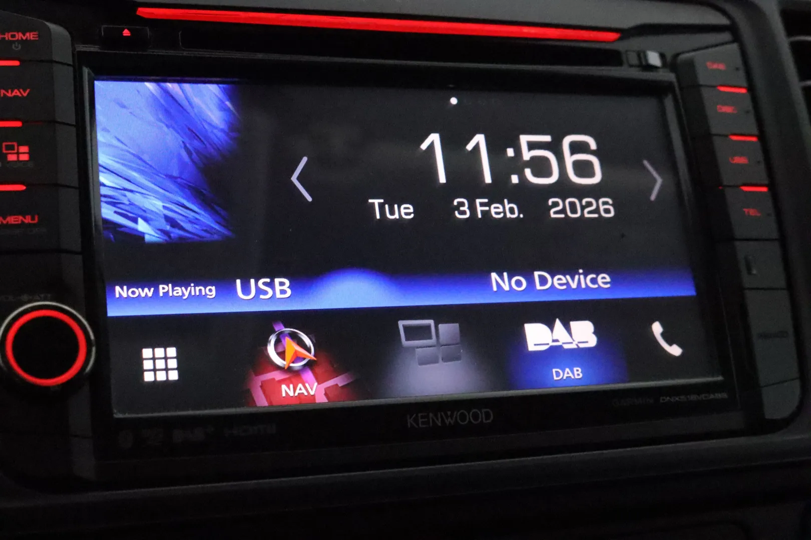 VOLKSWAGEN Transporter CLK-837 carousel image