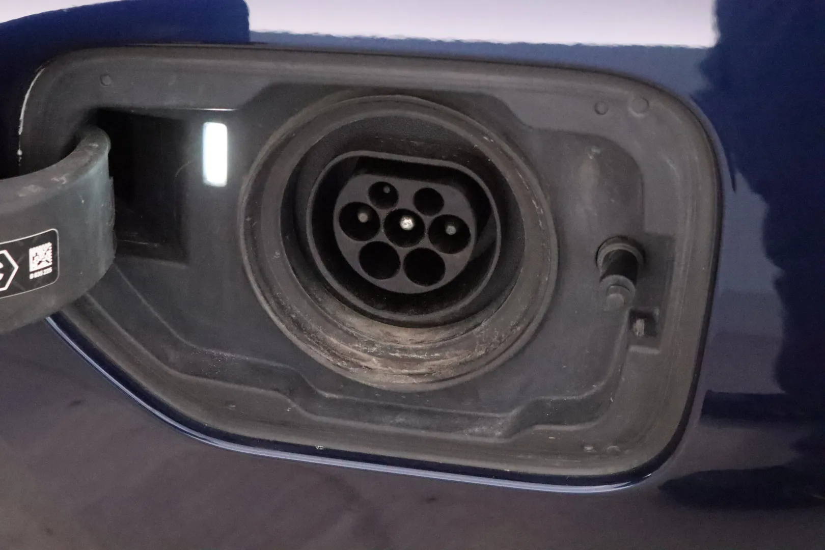 BMW 330 RUP-642 carousel image