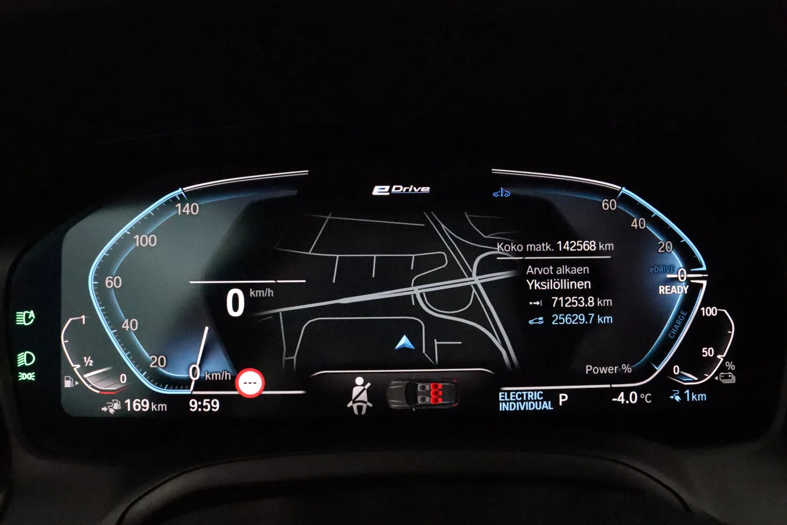 BMW 330 RUP-642 carousel image