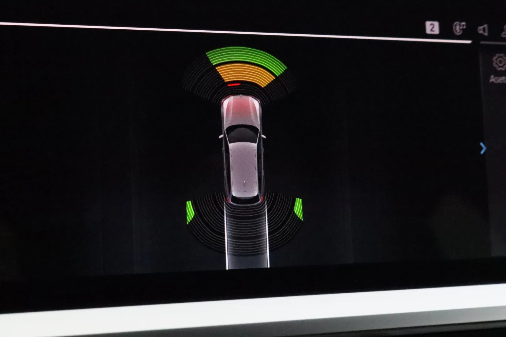 BMW 330 RUP-642 carousel image