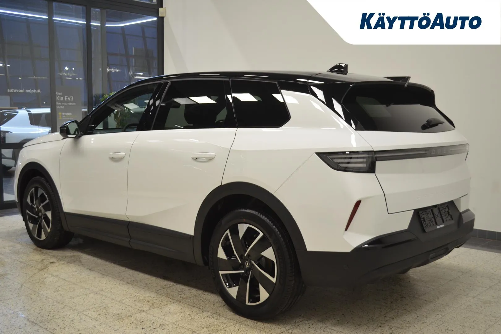 OPEL Grandland JNU-367 carousel image