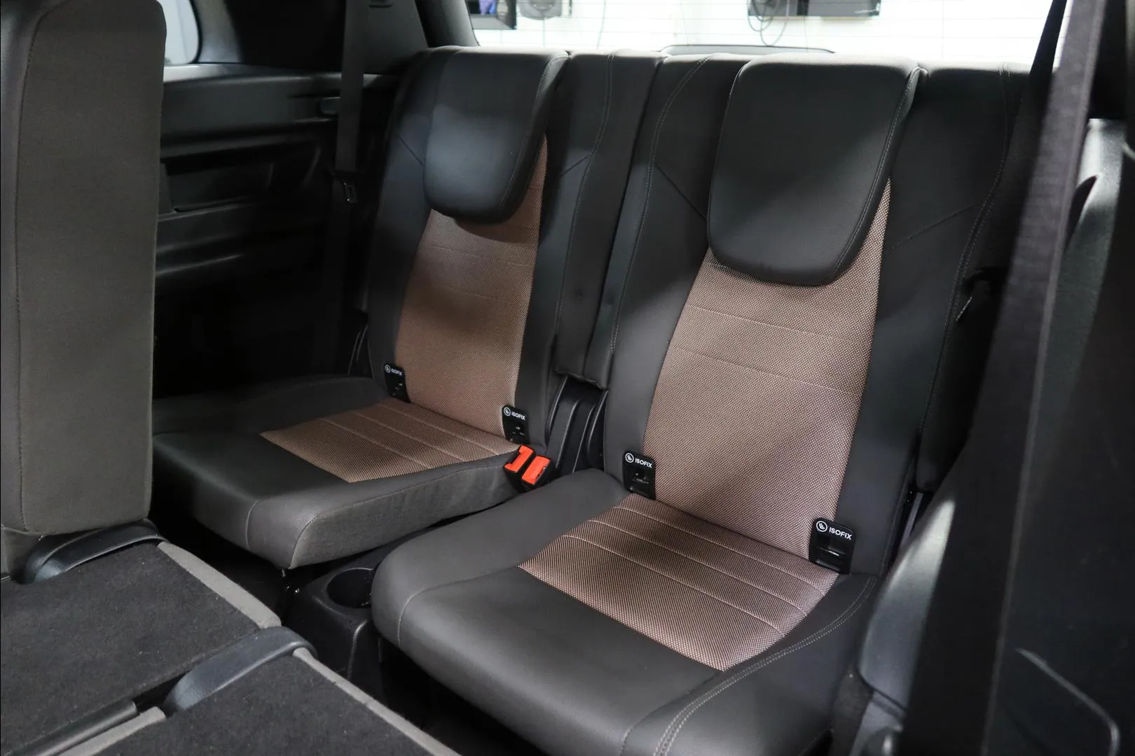 MERCEDES-BENZ EQB NMI-787 carousel image