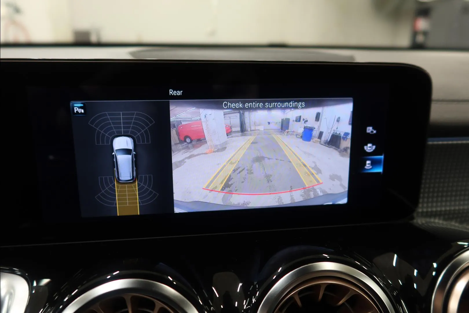 MERCEDES-BENZ EQB NMI-787 carousel image