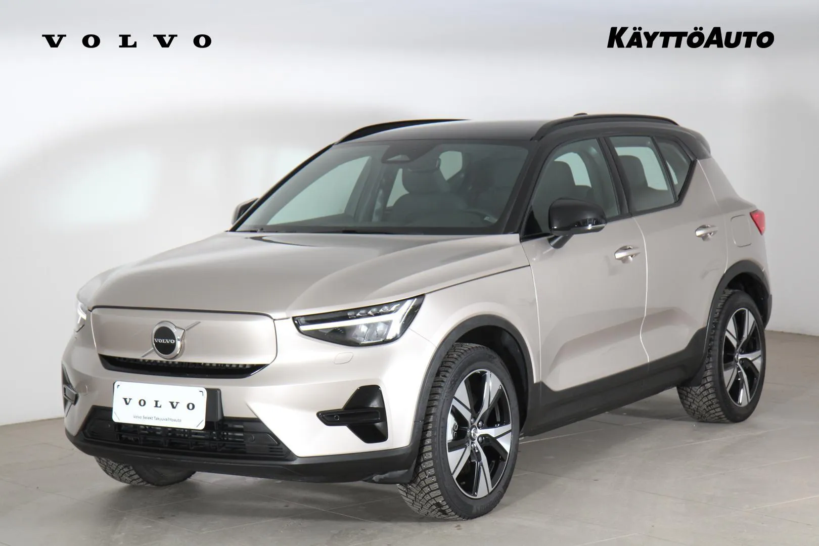 VOLVO XC40 MPA-393 carousel image