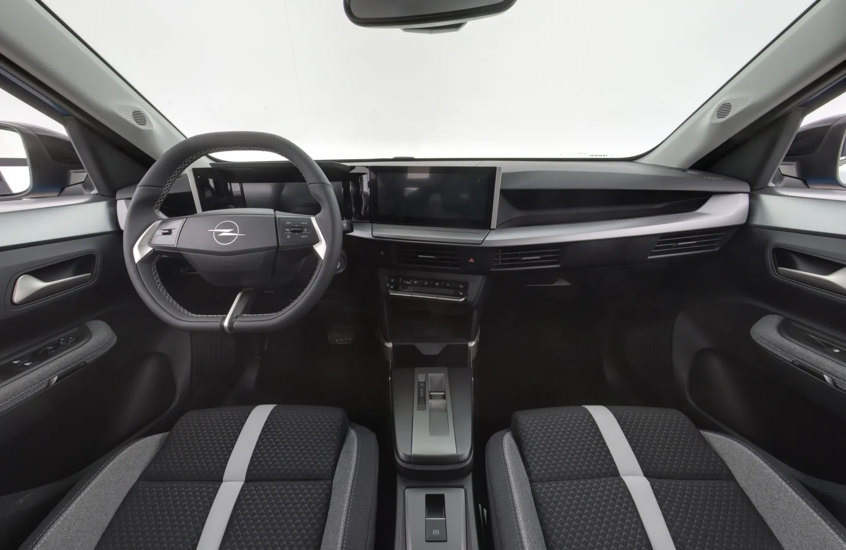 Opel Frontera NOK-250 carousel image