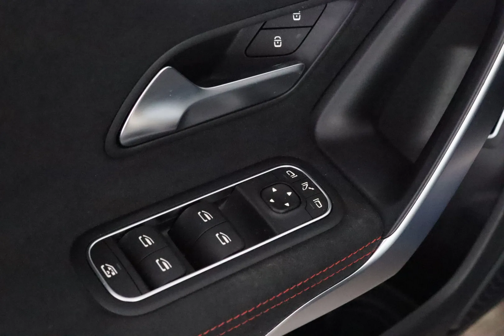 MERCEDES-BENZ A GPZ-210 carousel image