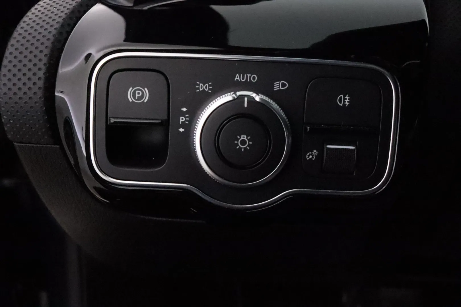 MERCEDES-BENZ A GPZ-210 carousel image