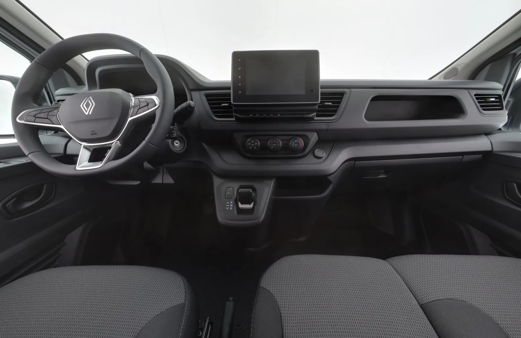 Renault Trafic NOI-244 carousel image