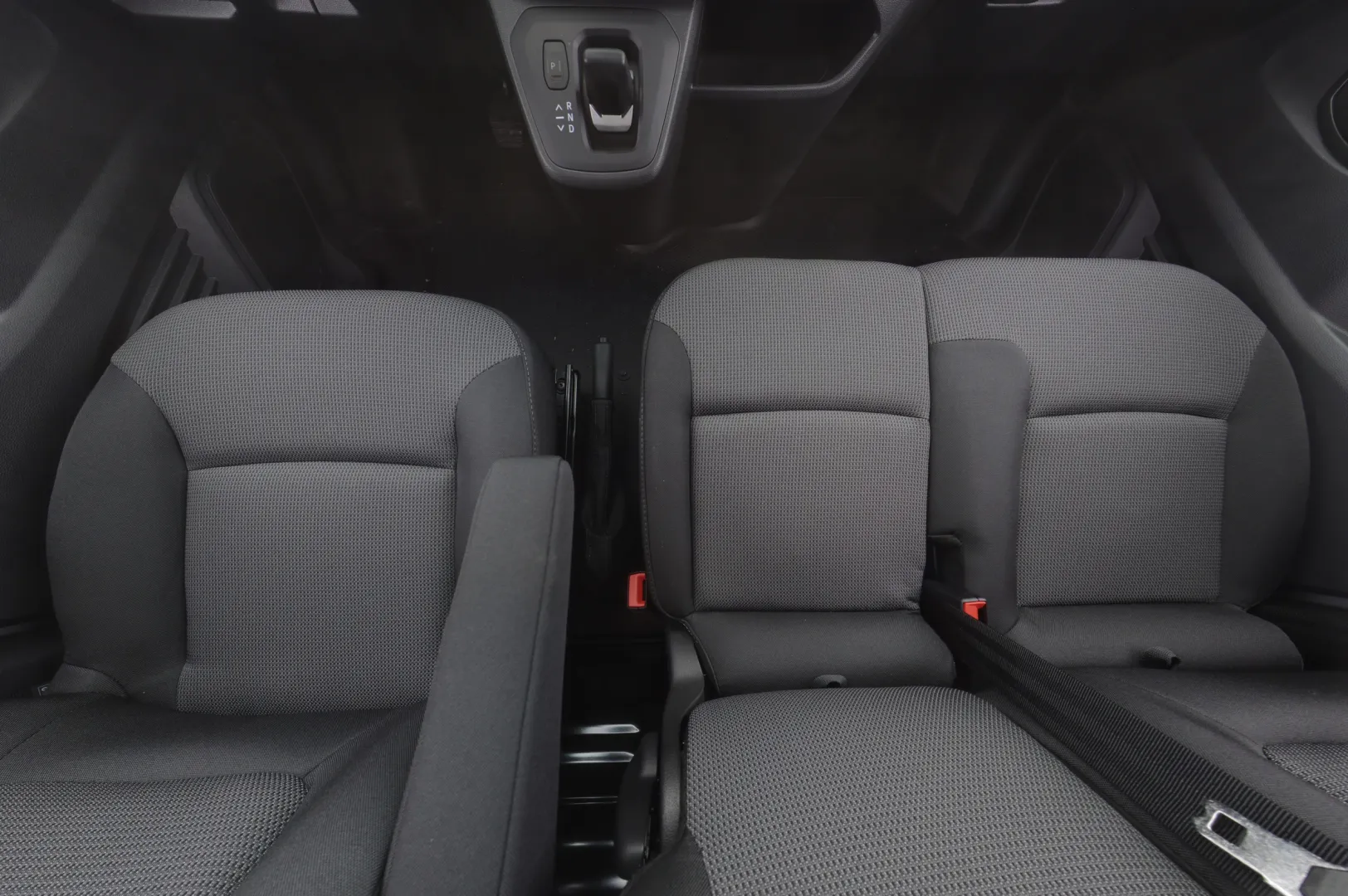 Renault Trafic NOI-261 carousel image