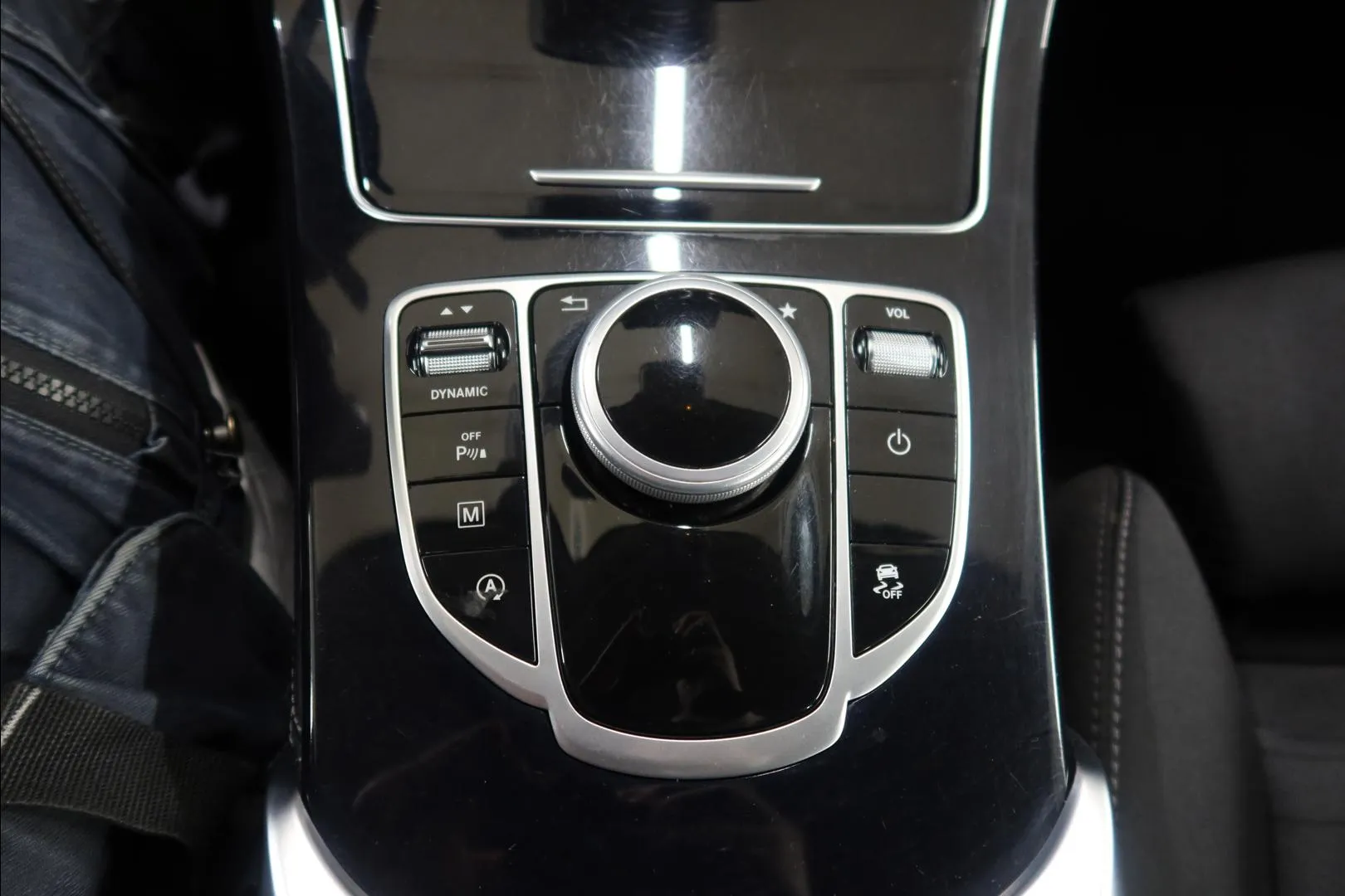 MERCEDES-BENZ GLC LNR-195 carousel image