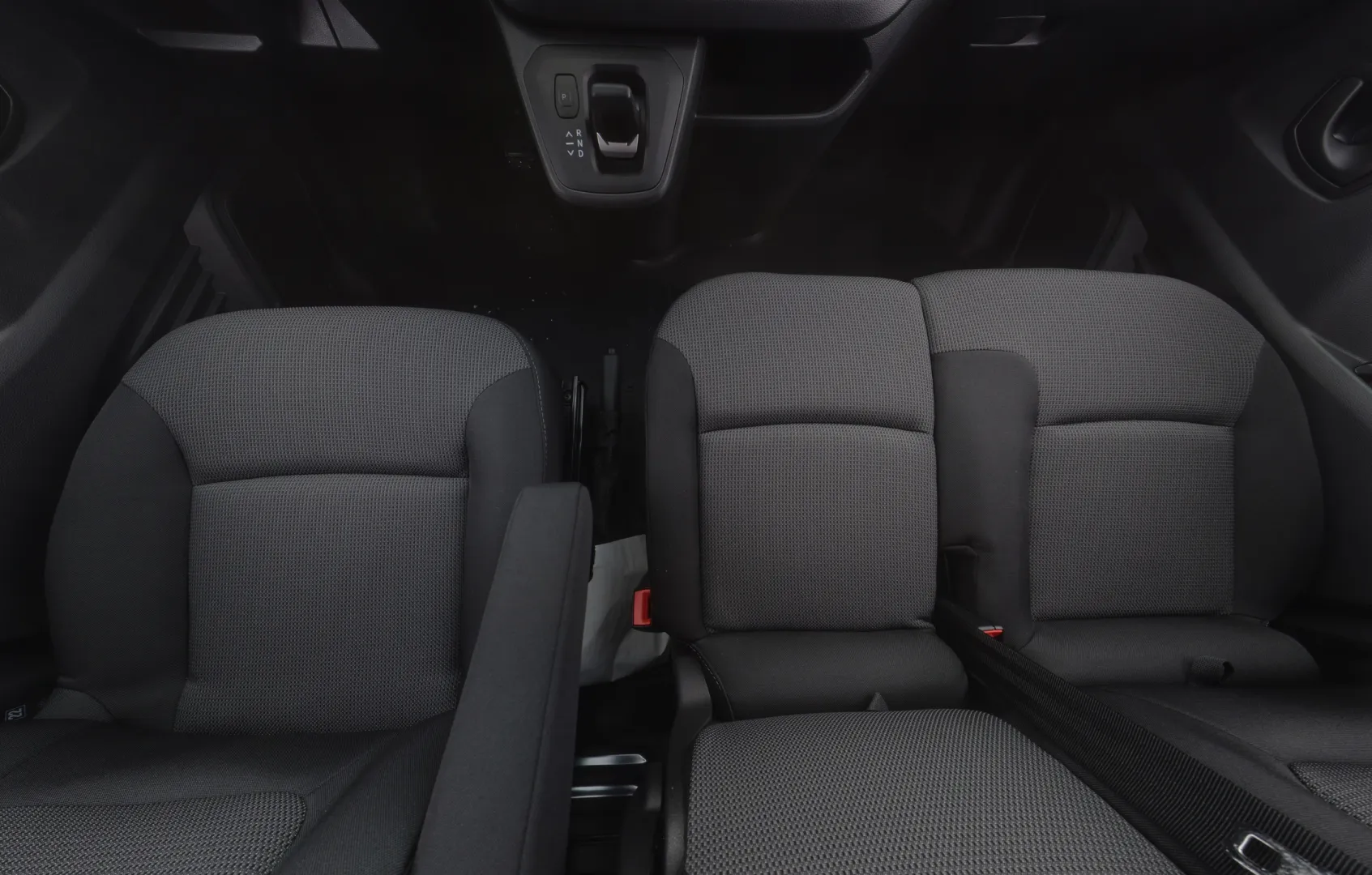 Renault Trafic NOI-258 carousel image