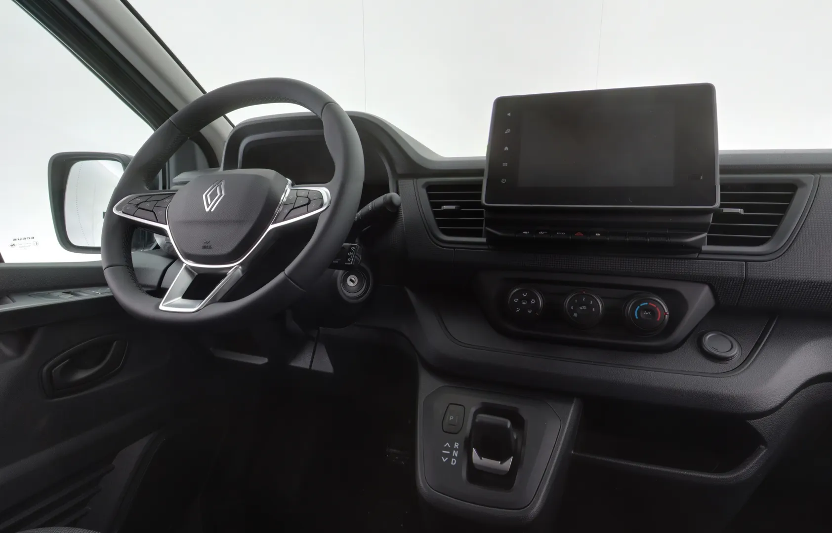 Renault Trafic NOI-258 carousel image