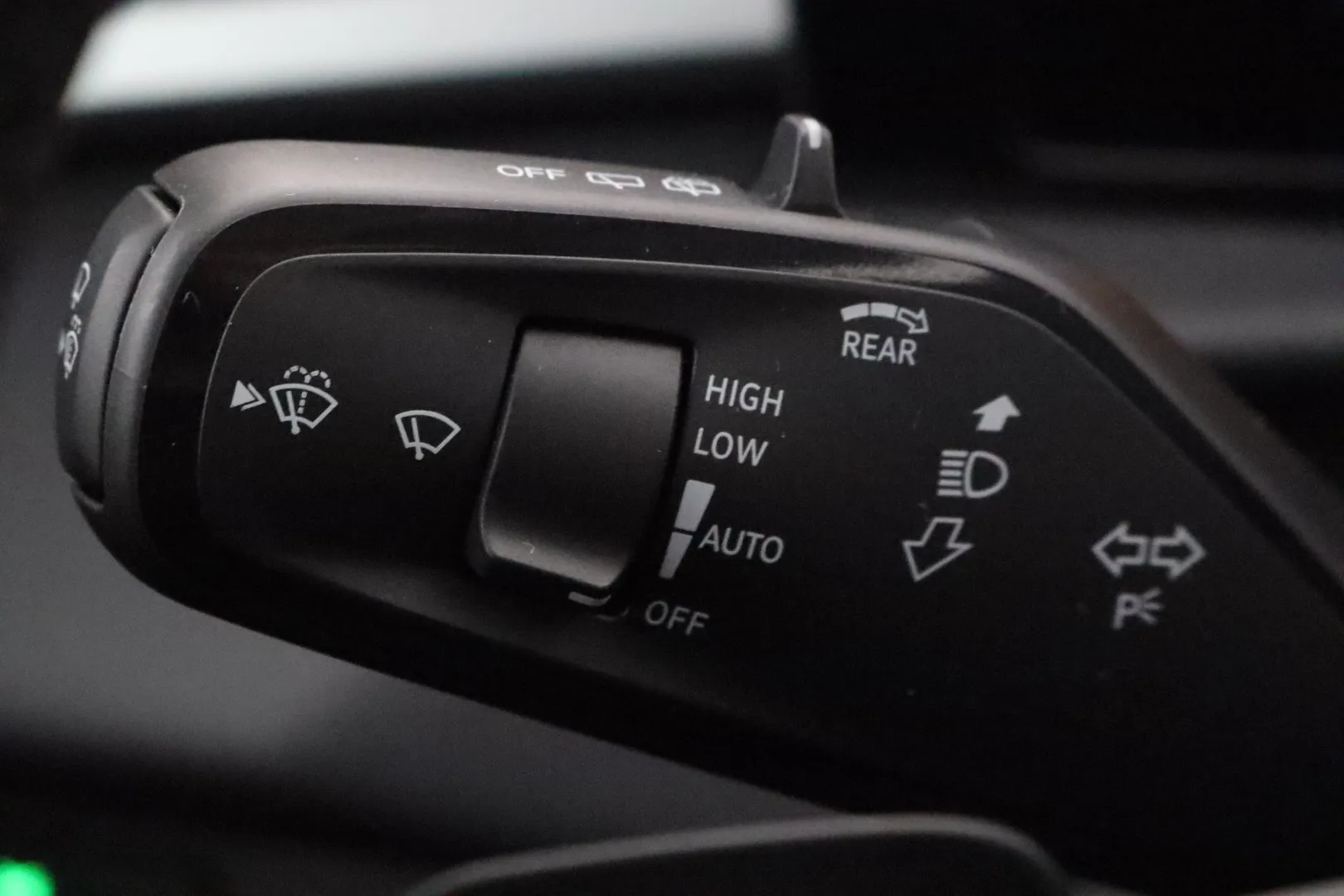 Volkswagen T-Roc RXS-207 carousel image