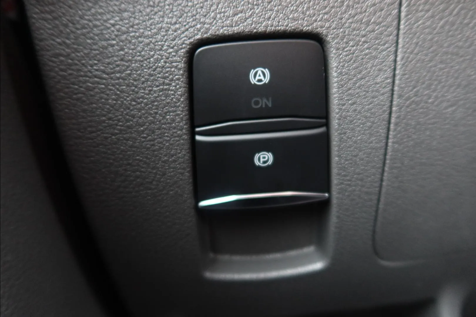 Ford Transit GRR-816 carousel image