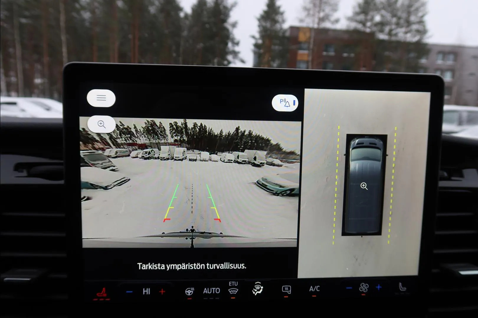 Ford Transit GRR-816 carousel image