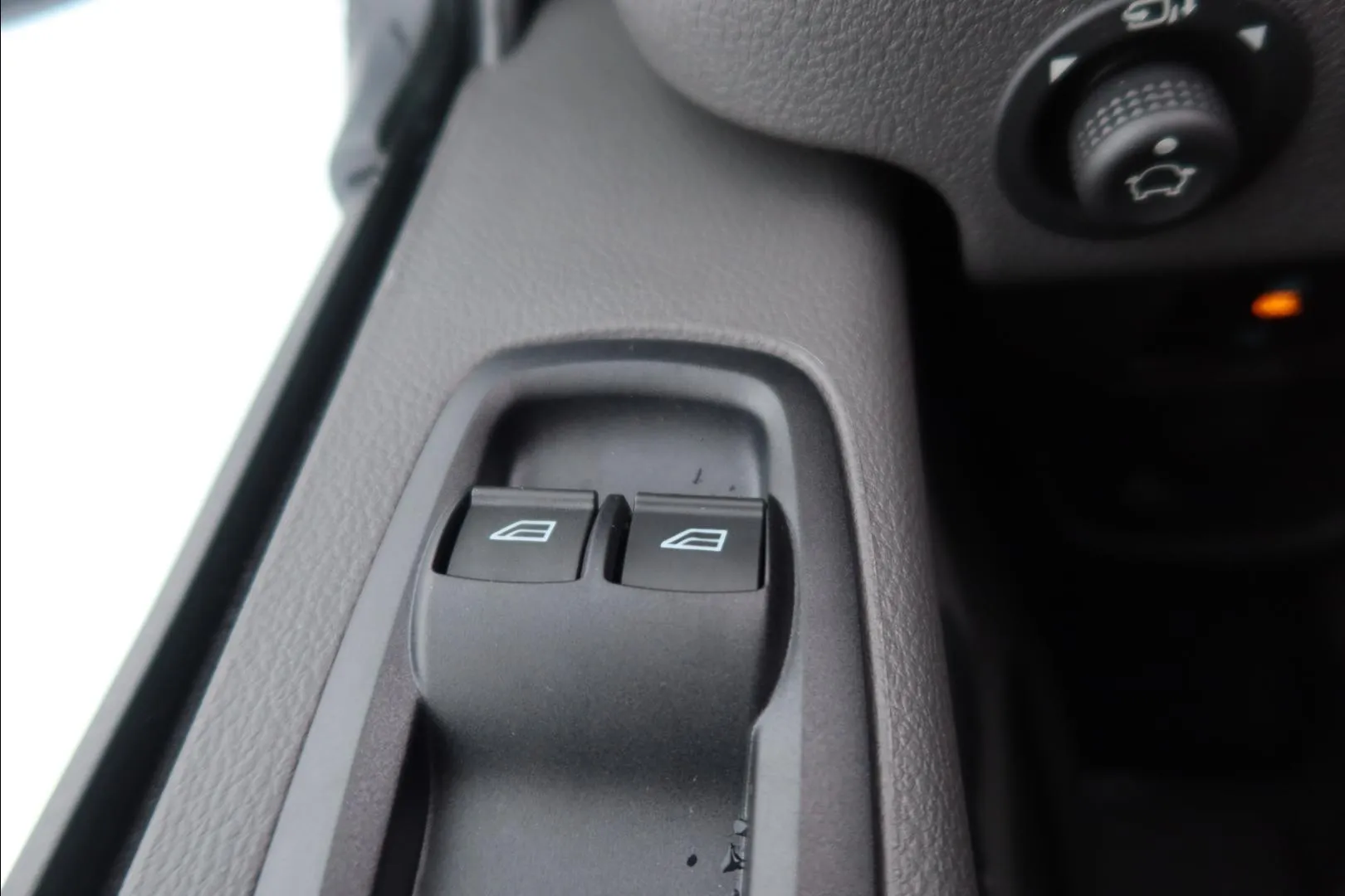 Ford Transit GRR-816 carousel image