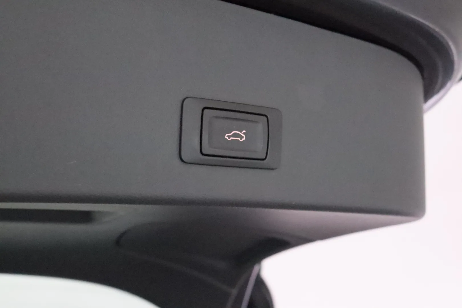 AUDI A6 MNC-288 carousel image